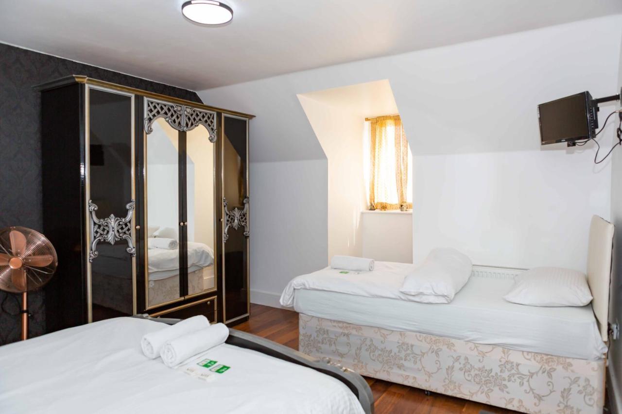 Benjamin Guest House Yiewsley Екстериор снимка