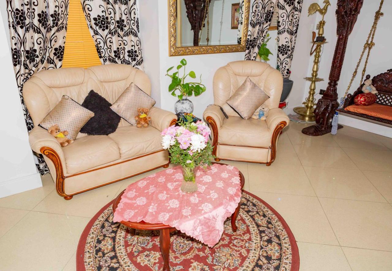Benjamin Guest House Yiewsley Екстериор снимка